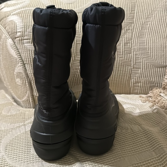 Sorel boots - Picture 5 of 9